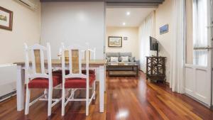 La Balconada de la Plata by Toledo AP