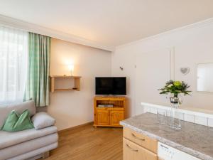 Apartment Weberbauer-2 by Interhome