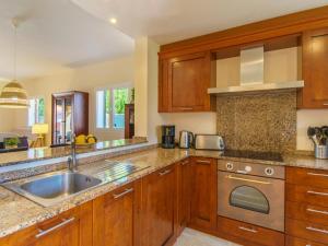 Holiday Home Frijoles by Interhome