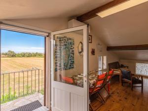 Apartment Villa Volpajola by Interhome