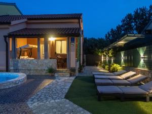 Holiday Home Ana by Interhome