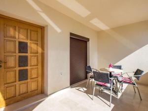 Apartment Nikol-2 by Interhome