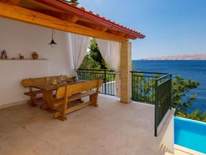 Apartment Marina-8 by Interhome