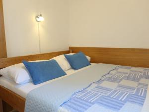 Holiday Home Tin by Interhome