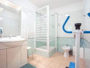 Maisons de vacances Holiday Home Lou Vaqui - GRG103 by Interhome : photos des chambres
