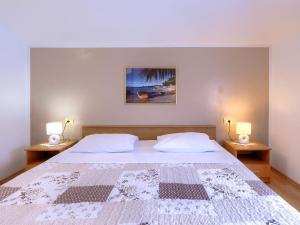 Apartment Bruno-1 by Interhome 