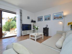 Holiday Home Mihotić by Interhome