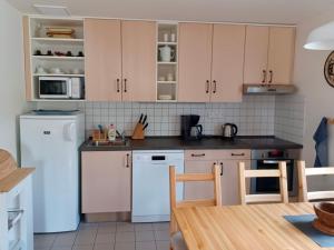 Holiday Home Holiday Hill 47 by Interhome