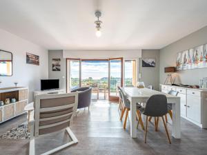 Apartment Les Mimosas-6 by Interhome
