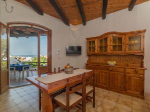 Holiday Home Alice by Interhome img5