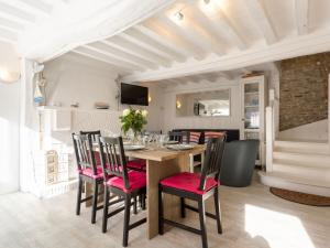 Maisons de vacances Holiday Home Cote Sud by Interhome : photos des chambres