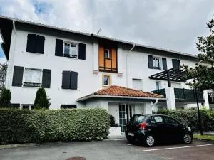 Appartement T2 à Cambo-les-Bains, terrasse, parking, internet - FR-1-495-87 - Jatxou