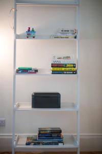 Beautiful Hampstead Home RH6