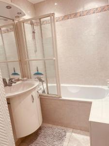 MON2-Studio spacieux Cannes centre