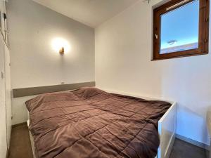 Charmant 2 pièces cabine, balcon, parking, navette, wifi gratuit, proche commerces et pistes, 4 pers - FR-1-525-242