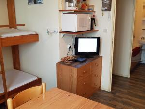 Appartement Le Pleynet, 1 pièce, 3 personnes - FR-1-557A-51