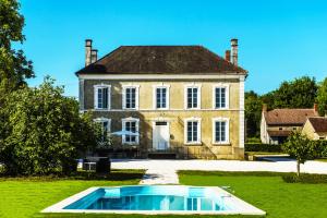 Maisons de vacances LA MARSEILLAISE 15 PERS PISCINE : photos des chambres