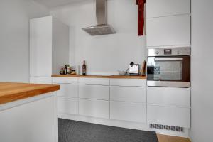 Experience Newly Renovated Holiday Apartments