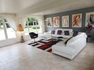 Villas l'etincelle 14 pers, piscine privee chauffee, jacuzzi, sauna, calme : photos des chambres