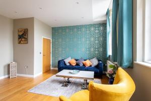 THE MOST CENTRAL Apartment in Canterbury Stunning Interiors, fully equipped, City Views and Free WiFi!