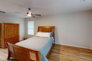 Gator Pool and Hot Tub House -1.5 miles to Stadium