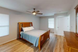 Gator Pool and Hot Tub House -1.5 miles to Stadium