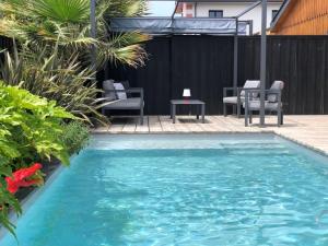 Villas Nanie - Villa centre-ville, piscine, wifi - La Teste de Buch : photos des chambres