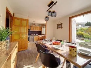 Chalet familial à St Marcel avec terrasse, 6 pers, 3 chambres - FR-1-344-1051 - Saint-Marcel