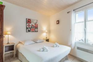 Appartements Nice studio with veranda nearby the beach in La Flotte - Welkeys : photos des chambres