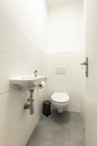 Cozy Apartment Steps Away from Wiener Stadthalle