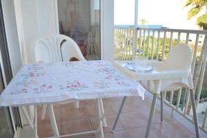 Apartamento junto a playa y cerca de campo de golf