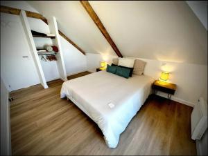 Appartements LOGODEN - Appartement TOUT CONFORT 2 Chambres, proximite gare, parking prive : photos des chambres