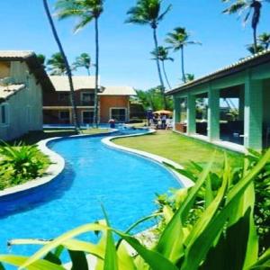 Village em Condomínio c piscina e acesso a praia