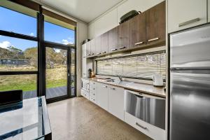 Ecocrackenback 16 Sustainable chalet close to the slopes