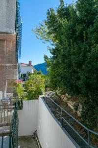 Apartments by the sea Gradac, Makarska - 20041