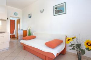 Apartments by the sea Rogoznica - 20142