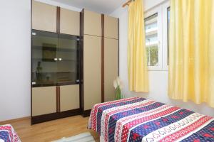 Apartments by the sea Rogoznica - 20142