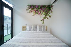 Private room in Halong center-Almor Homestay