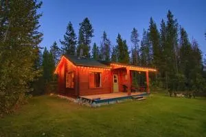 Mica Mountain Lodge & Log Cabins - Tete Jaune Cache