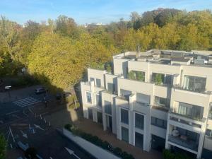 CityCosy Orangerie Strasbourg Superbe 2 pieces calme face au Parc lOrangerie, parking souterrain privatif, Wi-Fi & Netflix inclus