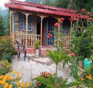 Himalayan Hills Village Retreat by StayApart, Ukhimath