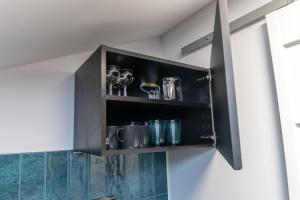 Uroczy przytulny apartament poddasze