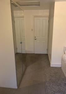 Balham, South London Spacious Guest House 3