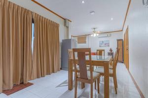 Resort 5-3BR Huge Pool, BBQ, 300m-Beach, 8 mins to Walking Street