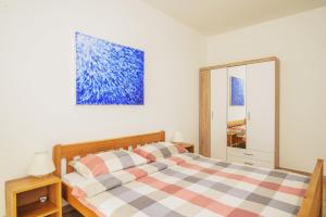 Villa Bua - Beautiful Seafront Apartments