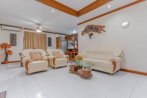 Resort 3-2BR Huge Pool, BBQ, 300m-Beach, 8 mins to Walking Street