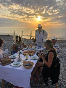 Maisons de vacances La Baigneuse maison avec jardinet et parking prive, a 200 m plage : photos des chambres