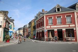 Maisons de vacances La Baigneuse maison avec jardinet et parking prive, a 200 m plage : photos des chambres