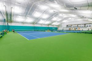 Sea Colony --- 205N Edgewater