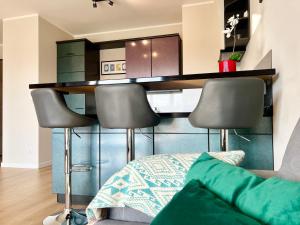 Emily by Q4 Apartments